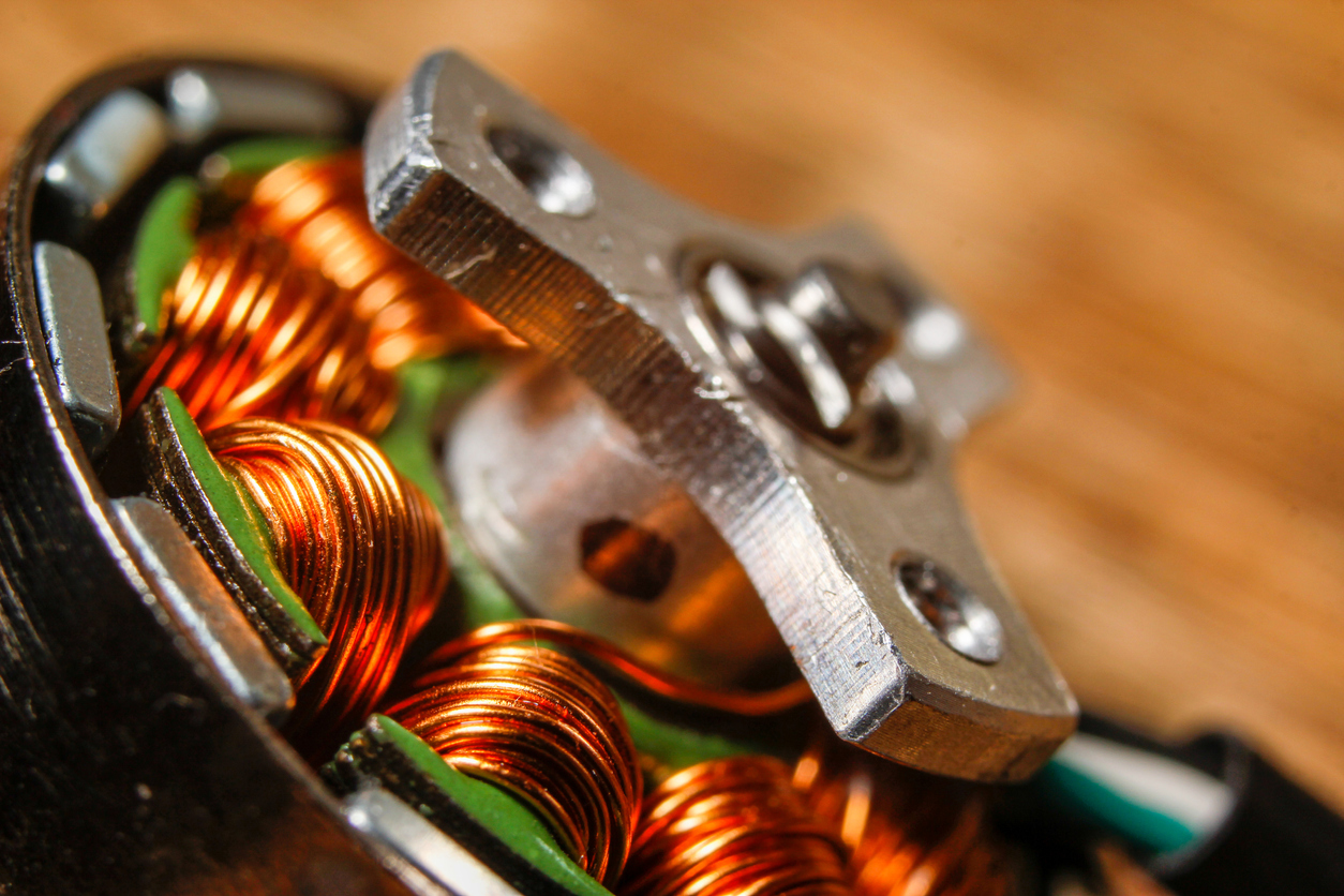 ¿Sabes para qué sirven los carbones para motor? ¡Entérate aquí!